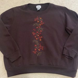 cute brown with flowers crew neck. great for fall